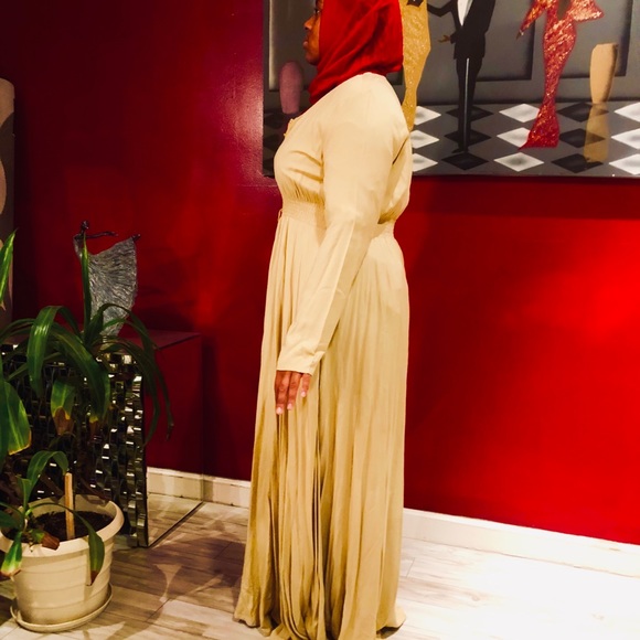 Abaya - Picture 2 of 4
